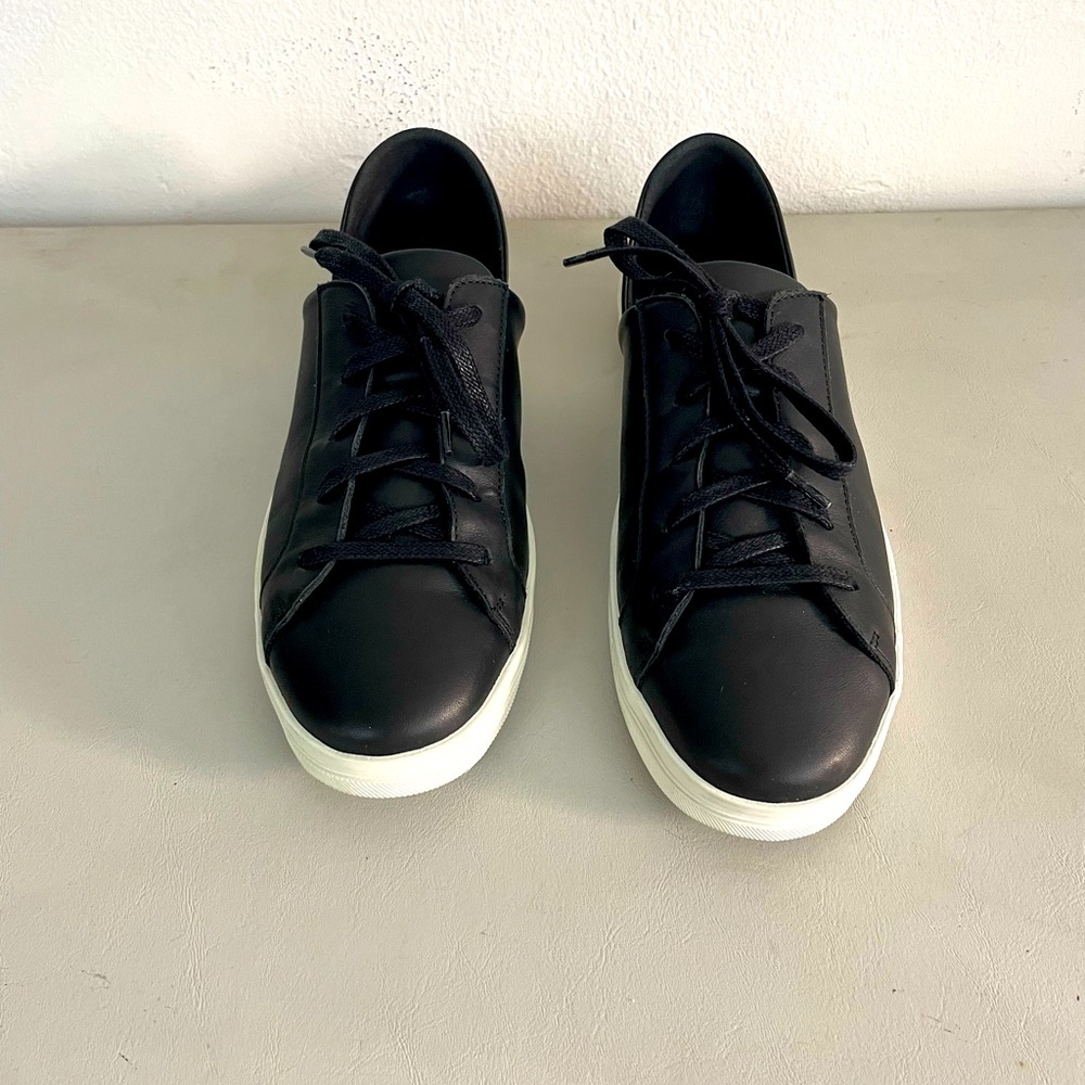 Freda Salvador EDA D’orsay Sneaker Size 8 1/2
Black Leather